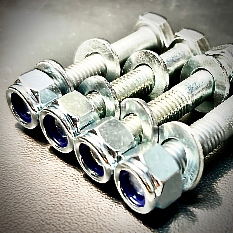 M18 Hex Bolt Nyloc Washers HT 8.8 BZP DIN931