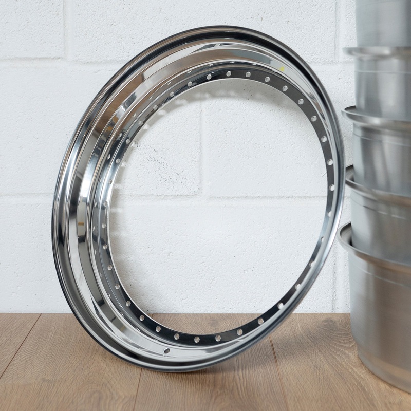 19 Schmidt – 40 Bolt Outer Wheel Lip