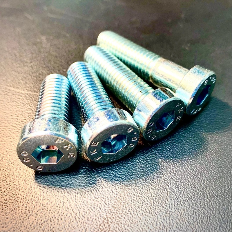 M6 Socket Screw Low Cap BZP Zinc High Tensile 8.8 DIN7984