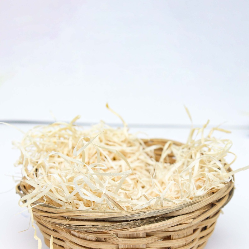 Christmas Basket Filler Wood Wool – Natural, 40g