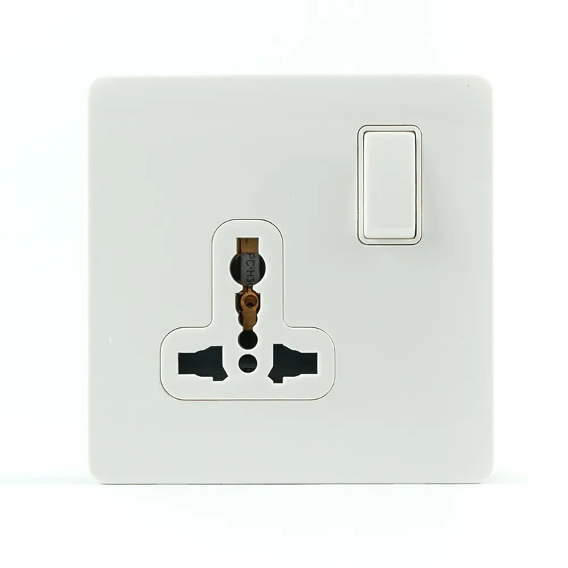 Trilif Switched Socket Outlet Universal P18tt 13a 1g