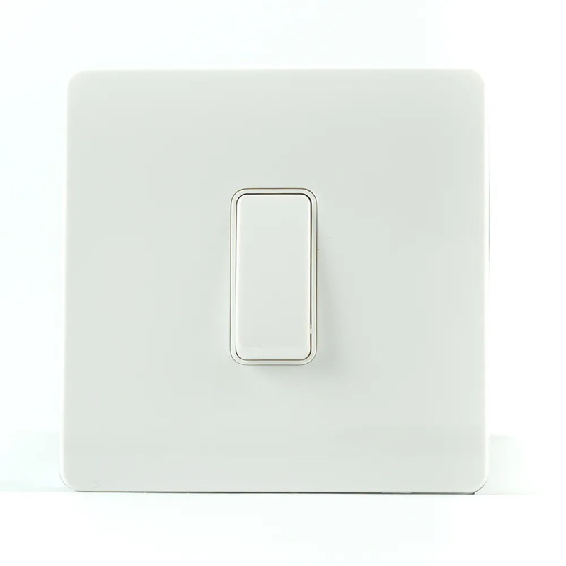 Trilif Switch P01wh 10ax 1g 1w