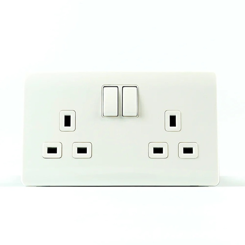 Trilif Switched Socket Outlet 13a 2g