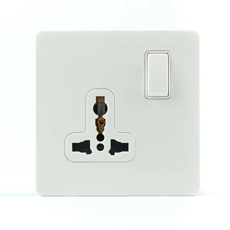 Trilif Switched Socket Outlet Universal 13a 1g