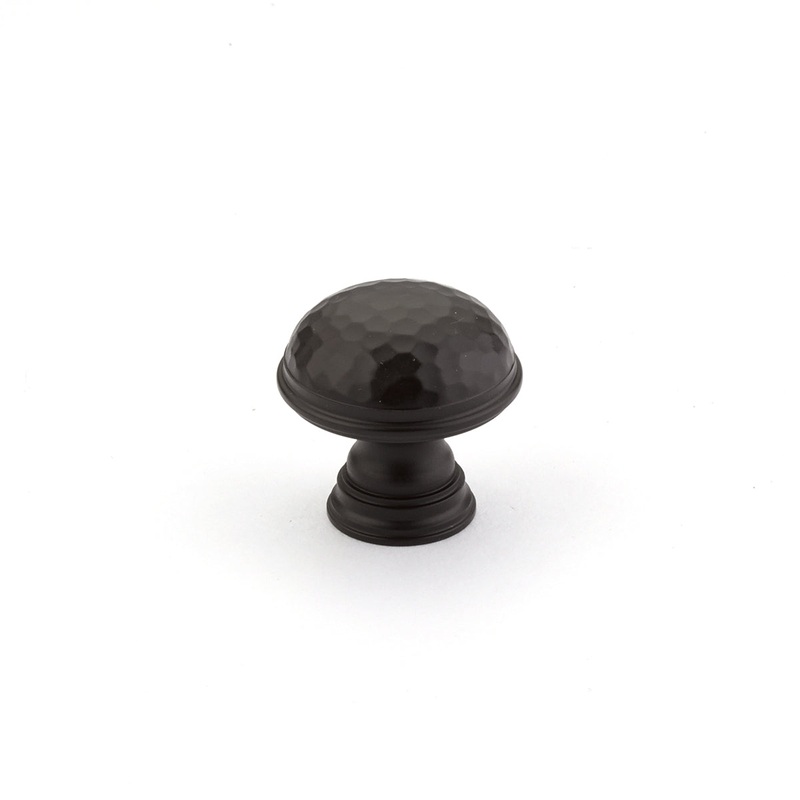 Schaub Atherton Hammered Knob with Plain Edge