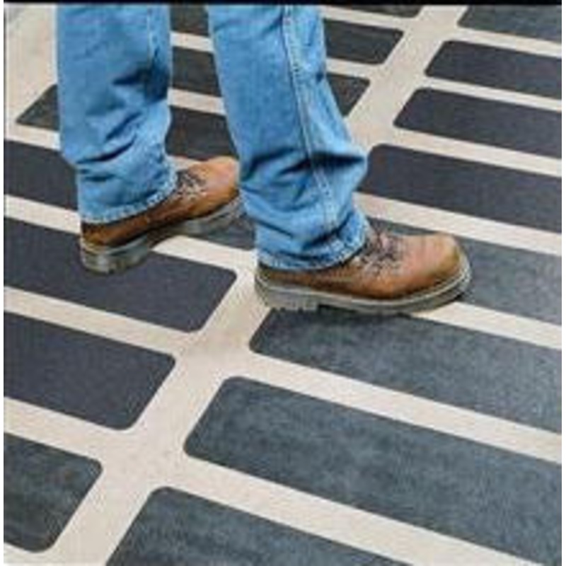3M Safety-Walk Slip-Resistant General Purpose Treads 610 – 6 x 24 50/Case – Black